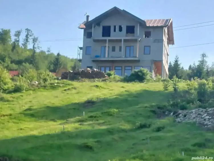 pensiune in constructie Pasul Valcan ( - 1