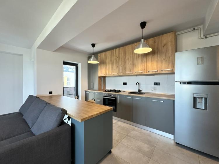 Apartament cu 2 camere decomandat, mobilat în Vest