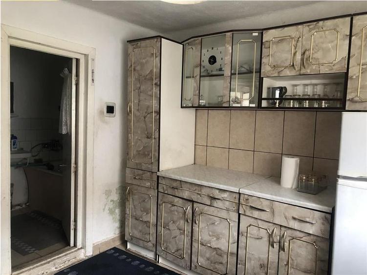 Casa locuibila cu teren generos,  REPUBLICII SANPETRU - 12