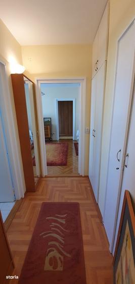 Apartament 2 camere strada Hategului peste drum de Scoala Gennerala 1 - 8