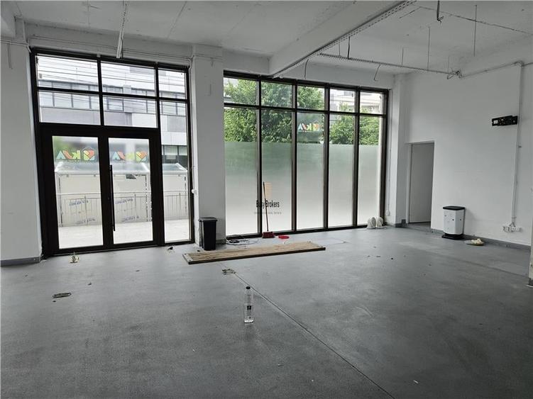 Spatiu Comercial - 200 mp - Showroom - Servicii - Clinica Medicala - 19