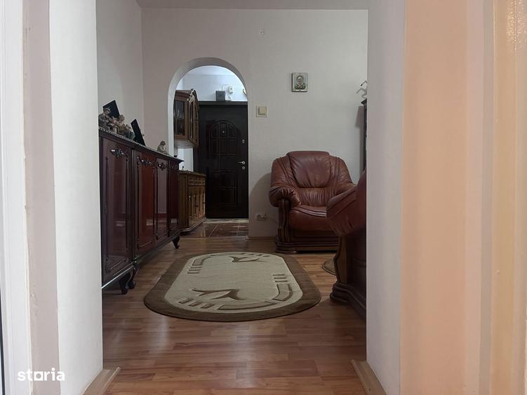 Parter!Vanzare apartament cu 3 camere - Targoviste! - 9