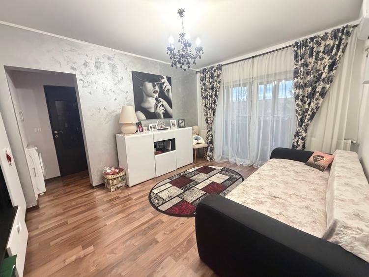 Vând apartament 2 camere Torontalului 88000 euro - 2