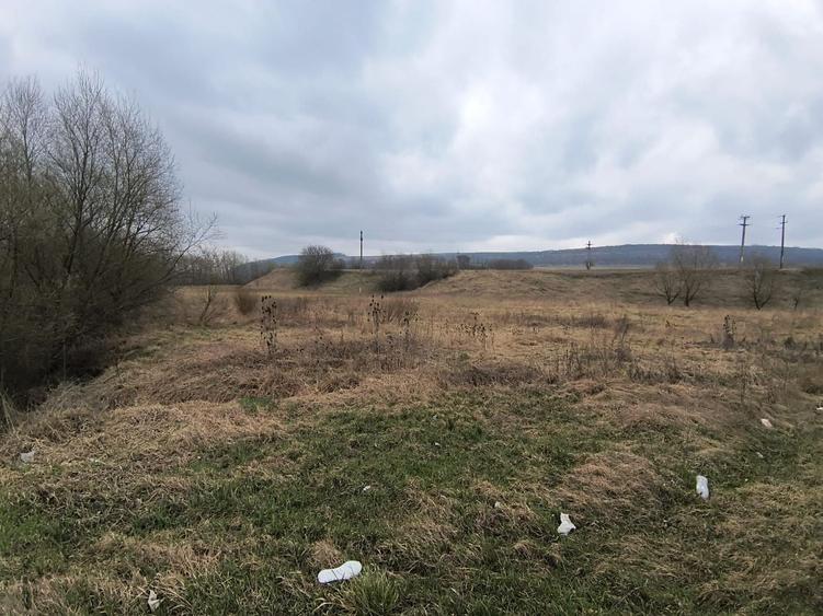 Teren 12.400 MP | 180 ml deschidere E85 | Pătrăuți | 70.000€ - 7