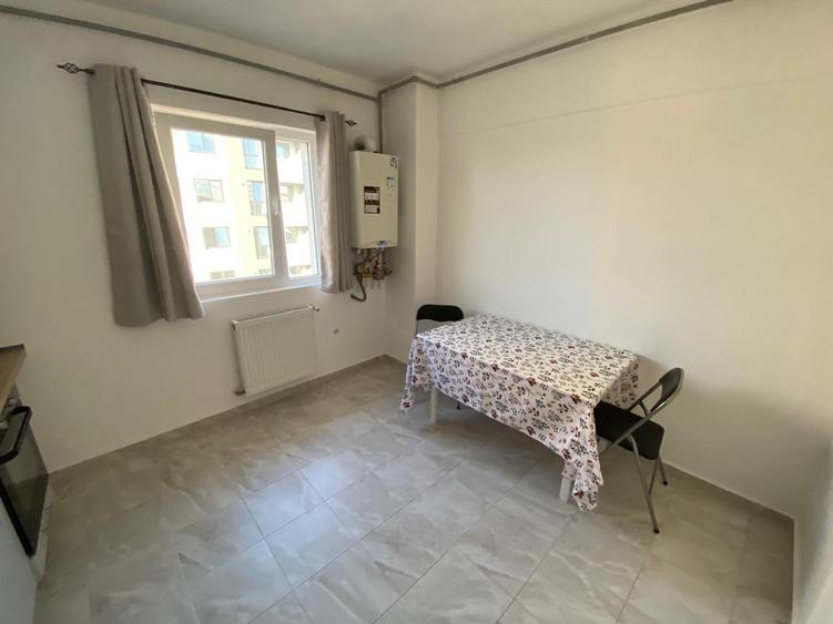 DE INCHIRIAT! Apartament 2 camere decomandat 60 mp , Sector 4 - 35