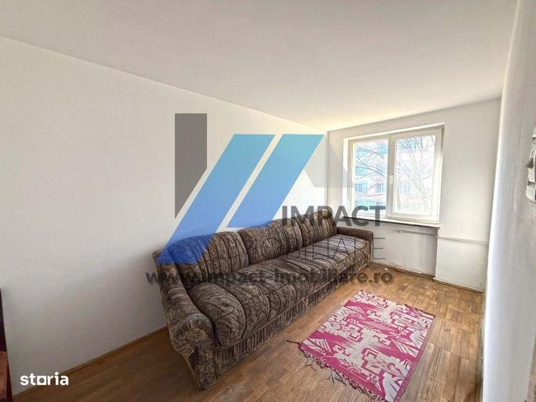 4 camere, etaj 3/4, NEMODERNIZAT, teava gaze la usa,Calea Severinului - 3