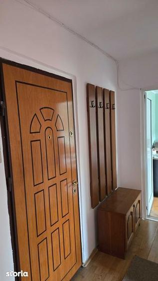 Proprietar,inchiriez apartament doua camere decomandat - 7