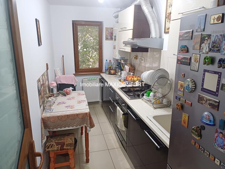 Vanzare 2 camere-Imobiliare MAXICONFORT - 6