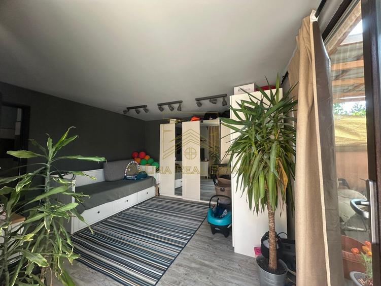 Vanzare - Proprietate cu Potential-Locuinta si Business - 35