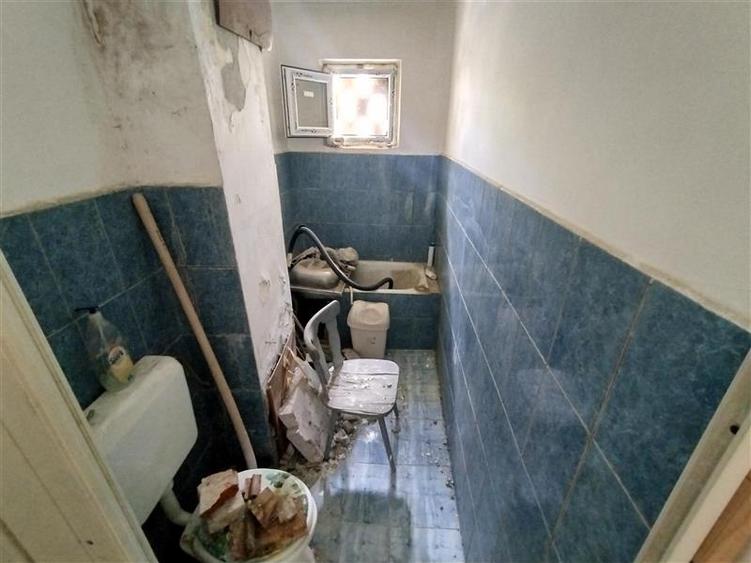 Oravita | Apt.2 Cam | Etj.1 | Zona Pompieri | Pret Negociabil - 13
