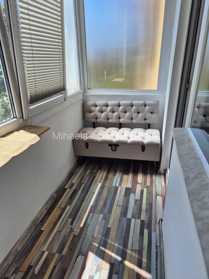 Apartament cu doua camere,decomandat