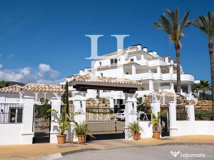 Penthouse 2 cam elegant, la cheie, cu priveli?ti panoramice asupra mun?ilor ?i piscine, central - 2