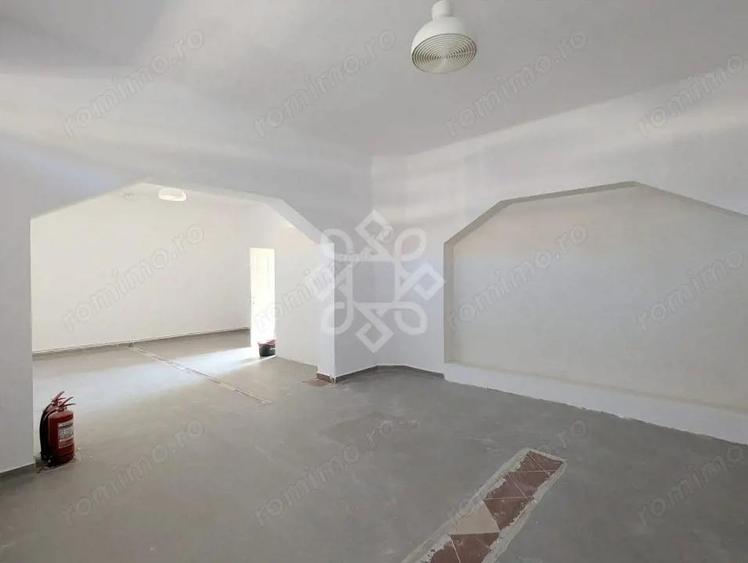 Casa cu vad comercial de vanzare in Salonta - 8