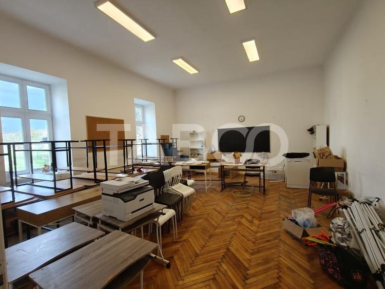 Spatiu de inchiriat 131 mp utili - ideal pentru activitati educative - 4