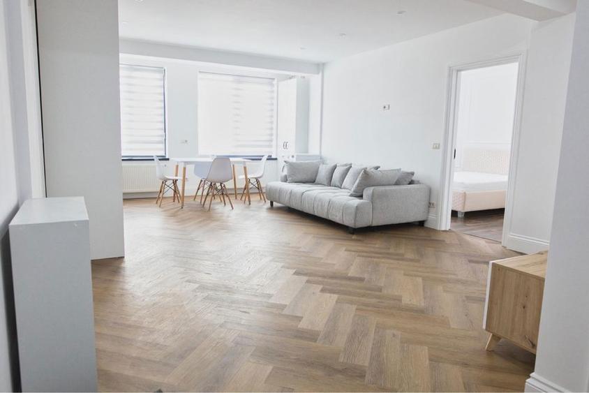 Apartament cu 3 camere de inchiriat - 1