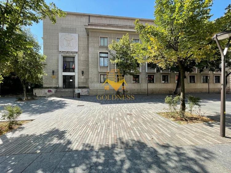 Casă 3 camere, Mihail  Kogalniceanu, Zona Ultracentrală, Curte 240 mp - 1