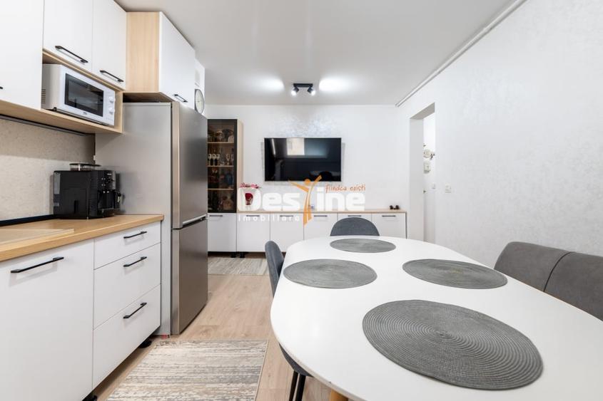 Comision 0%,  Apartament 53 mp totali,  , 99.990 EURO - 1