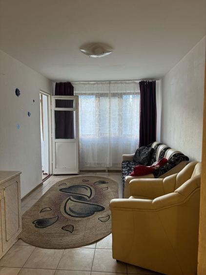 Inchiriez apartanent 2 camere - 1