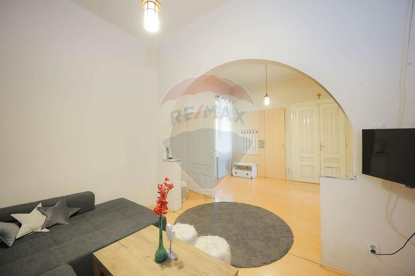 Casa / Vila cu 4 camere de vanzare Ultracentral Str. Louis Pasteur - 18