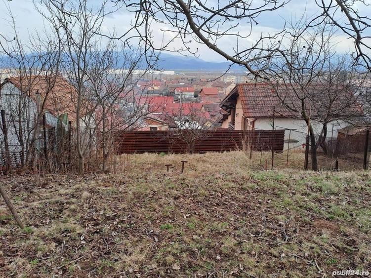 Casa la rosu de vanzare in Codlea - 6