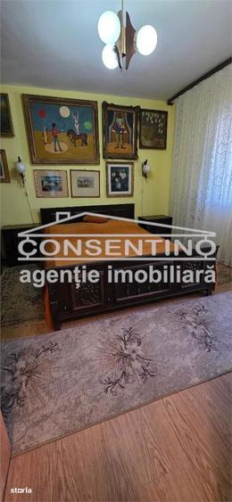 Se vinde imobil cu 4 camere, pe Unirii Sud , liber , cu 3 balcoane - 12