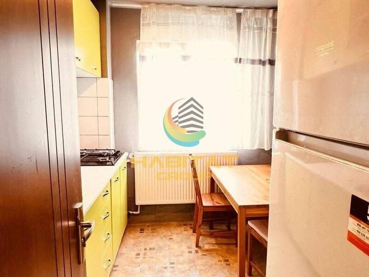 Apartament cu 3 camere semidecomandat, mobilat în Brâncoveanu