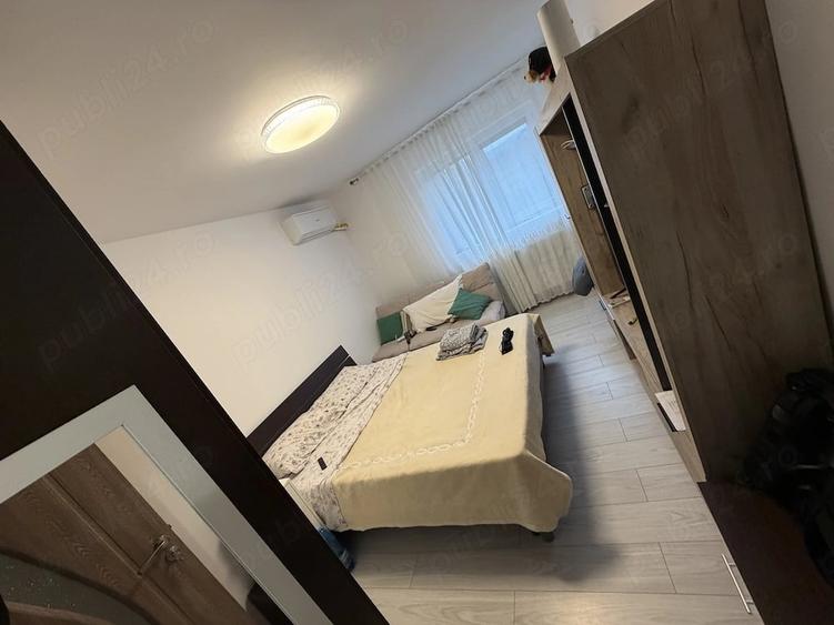 Garsonieră decomandată în Brădești