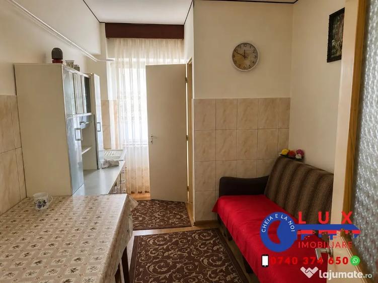 Apartament cu 2 camere decomandat în E3