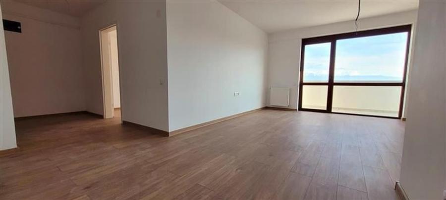 Apartament cu 3 camere decomandat în Șelimbăr — fotografia 1