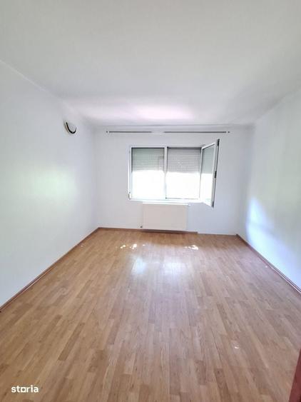 Casă cu 4 camere cu Teren 3077 Mp în Snagov