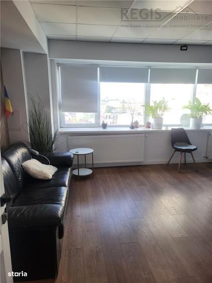 Spațiu comercial, de 27 mp, în Centrul Civic
