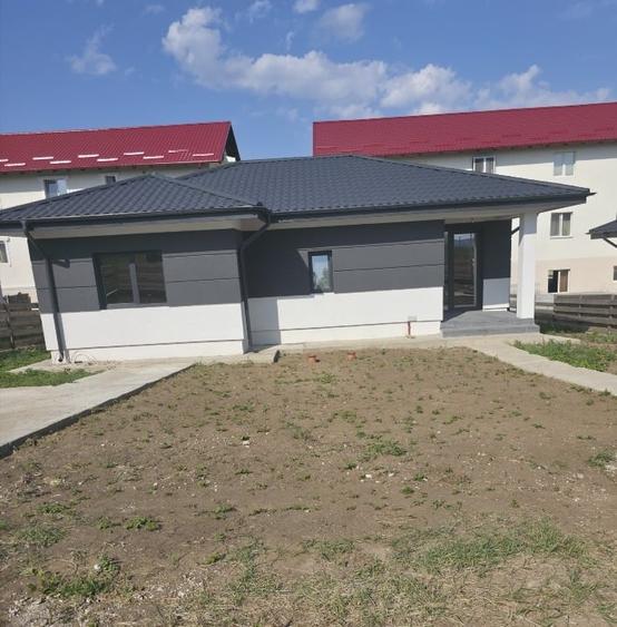 Casă individuală cu 3 camere cu Teren 500 Mp în Miroslava