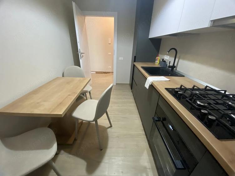 Apartament cu 2 camere decomandat în Giroc