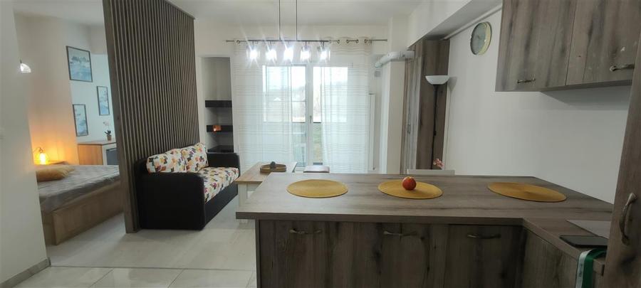 Apartament cu 2 camere decomandat în Tătărași