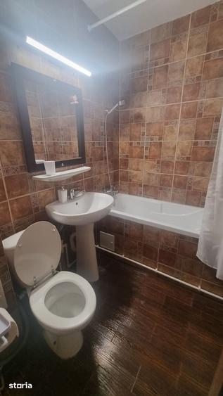 Apartament cu 2 camere semidecomandat în Tomis II