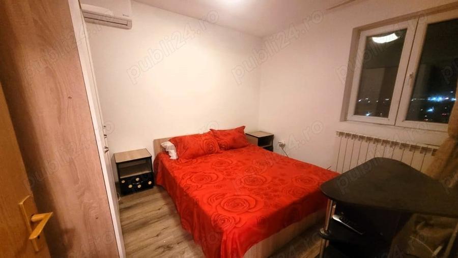 Apartament cu 3 camere semidecomandat în Central
