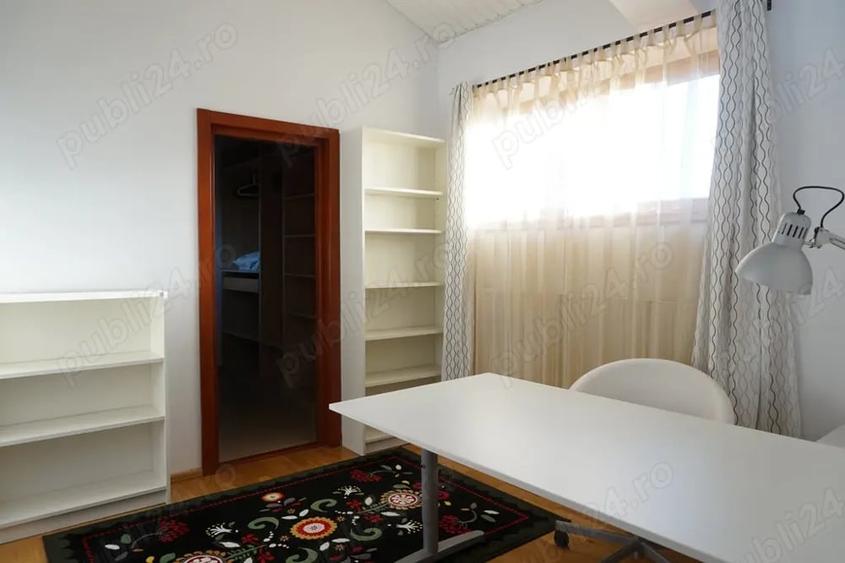 Casă cu 3 camere cu Teren 1000 Mp în Central