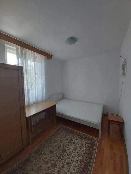 Apartament cu 3 camere semidecomandat în Mihai Viteazul