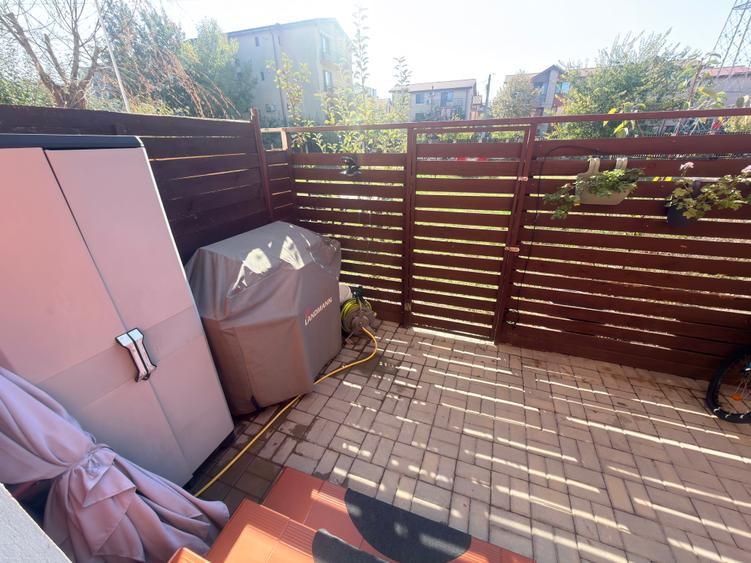 Casa P+1+Pod mansardabil. 4 cam. 1.2 km Fata de metrou - 27