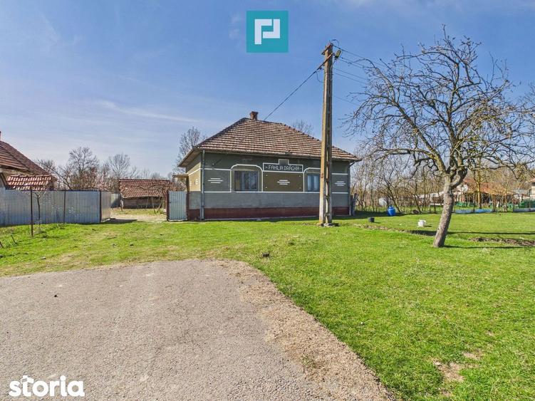 Casa cu teren de 6000 mp in Duboz, Timi? - 6