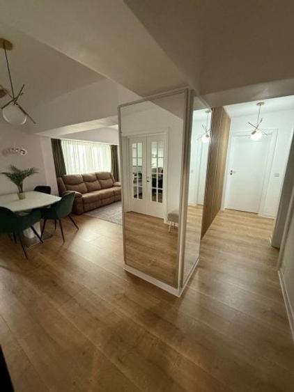 Unirii Monolit vedere fata - 6