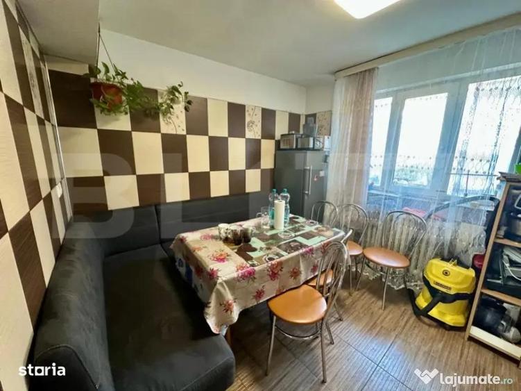 Oportunitate!Casa, 6 camere de vanzare, COMUNA LIVADA, 984 - 3