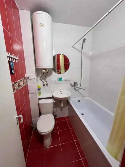 garsoniera in zona aparatorii patriei aproape de metrou - 1