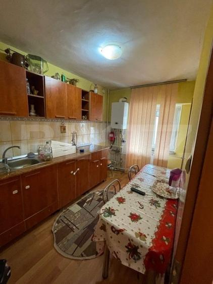 Apartament de vanzare, cu 3 camere, 70 mp, zona Garii - 5