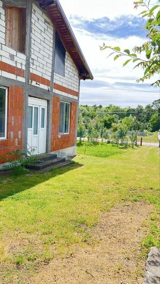 Vand casa P+M la rosu - 3