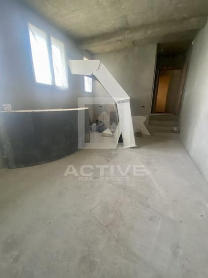 Imobil cu curte pentru depozitare/activitati auto - 3