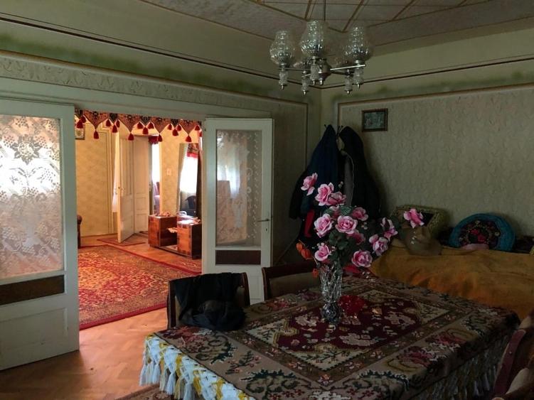 Vand casa cu etaj, dependinte si anexe gospodaresti - 6