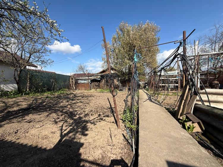 CASĂ 100 MP + 915 MP / TOATE UTILITĂȚILE - 7