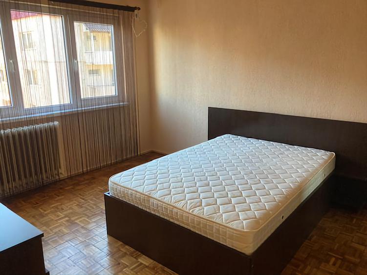 garsonieră decomandata, situata la etajul 1 in cartierul Cedonia - 1