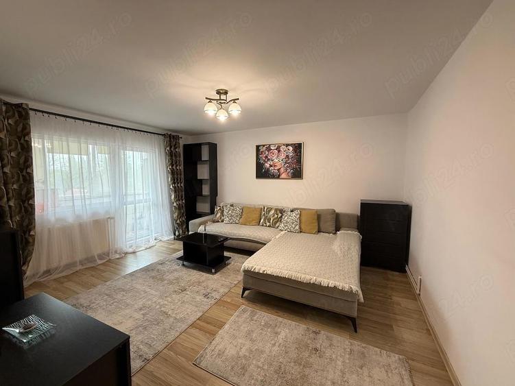APARTAMENT de vanzare in zona LIPOVEI spatios, et. - 9